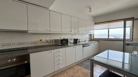 Apartamento T2 com garagem, no centro da Póvoa de Varzim