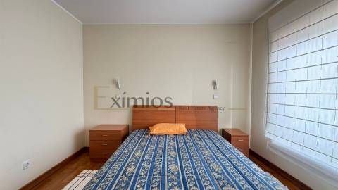 Apartamento T2 com garagem, no centro da Póvoa de Varzim