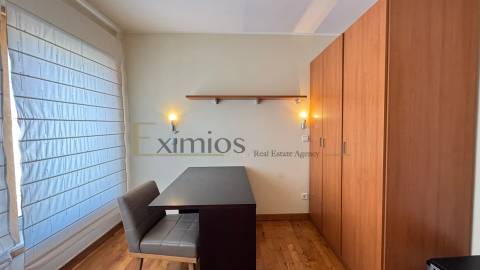 Apartamento T2 com garagem, no centro da Póvoa de Varzim