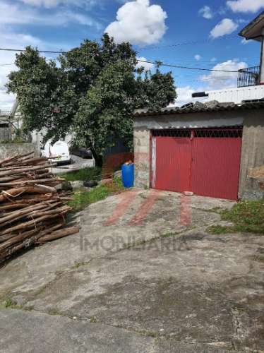Moradia para Restaurar  Venda em Carvalhosa,Paços de Ferreira