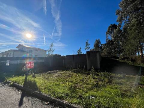 Terreno Para Construção  Venda em Seroa,Paços de Ferreira