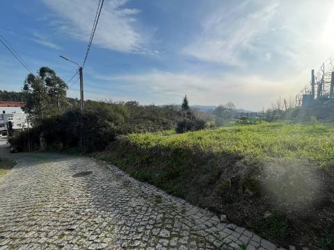 Moradia para Restaurar T3 Venda em Frazão Arreigada,Paços de Ferreira