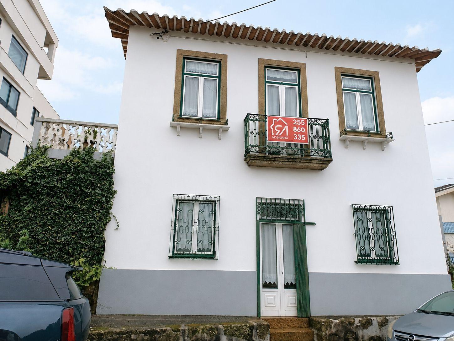 Moradia T4 Venda em Paços de Ferreira,Paços de Ferreira