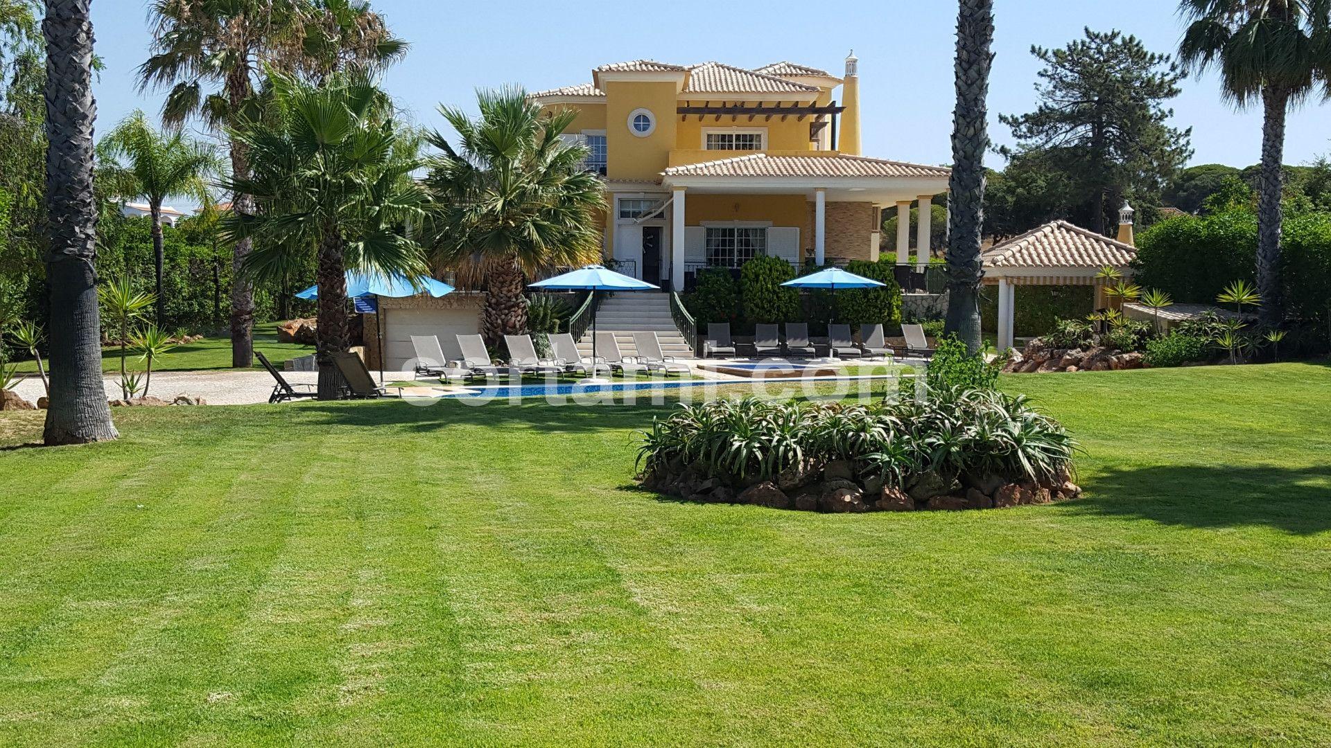Moradia Isolada T5+3 Venda em Almancil,Loulé