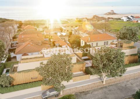 Moradia Geminada T5 Venda em Mafamude e Vilar do Paraíso,Vila Nova de Gaia