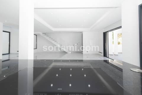 Moradia Isolada T3+1 Venda em Quarteira,Loulé