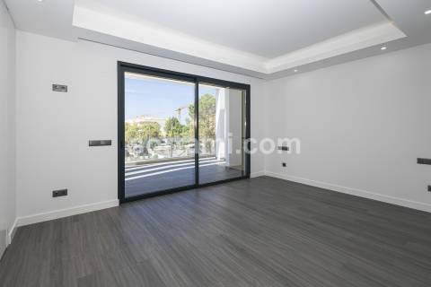 Moradia Isolada T3+1 Venda em Quarteira,Loulé
