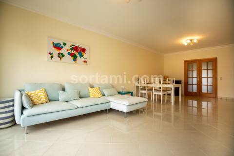 Apartamento T2 Venda em Quarteira,Loulé
