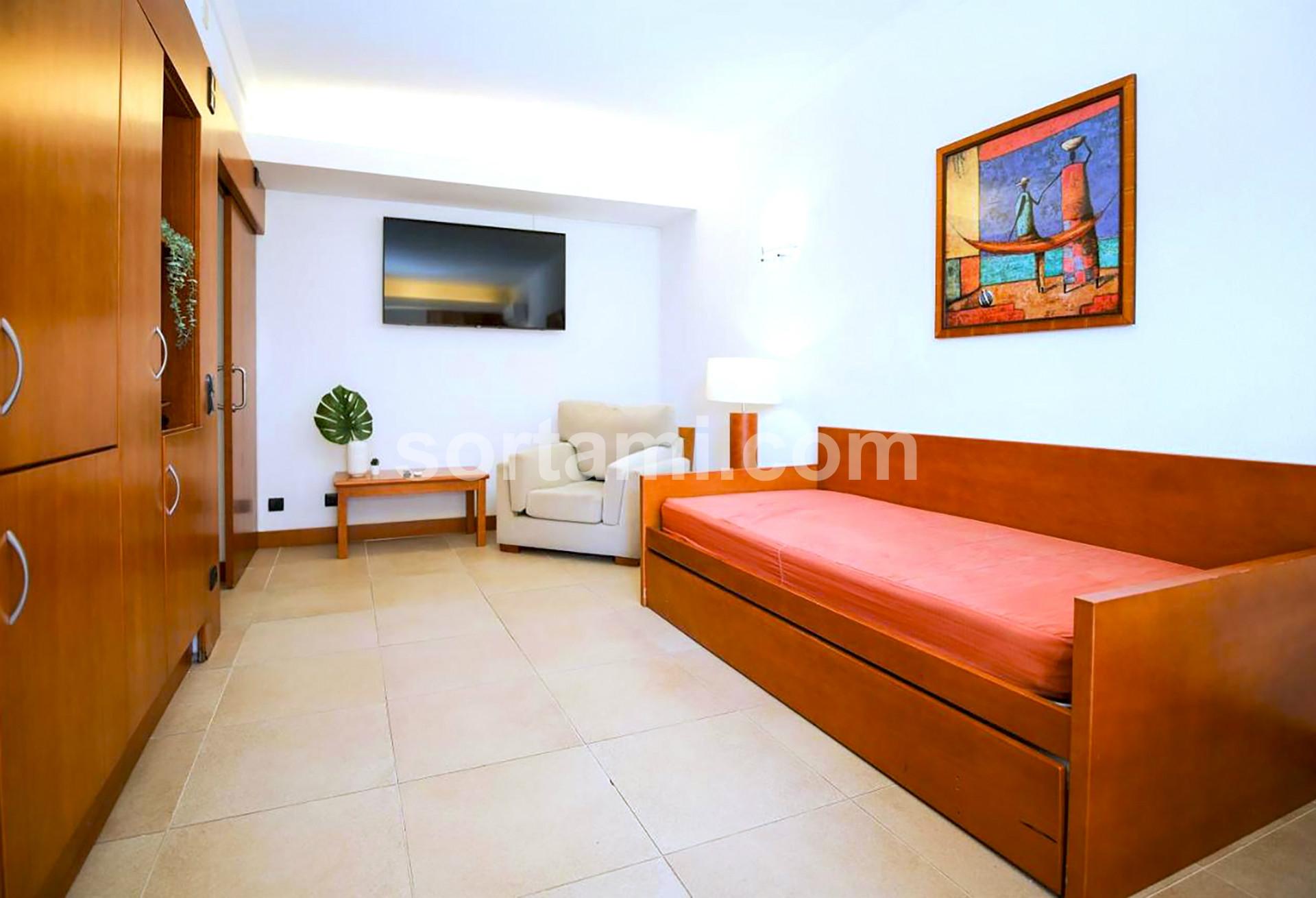 Apartamento T1 Venda em Quarteira,Loulé