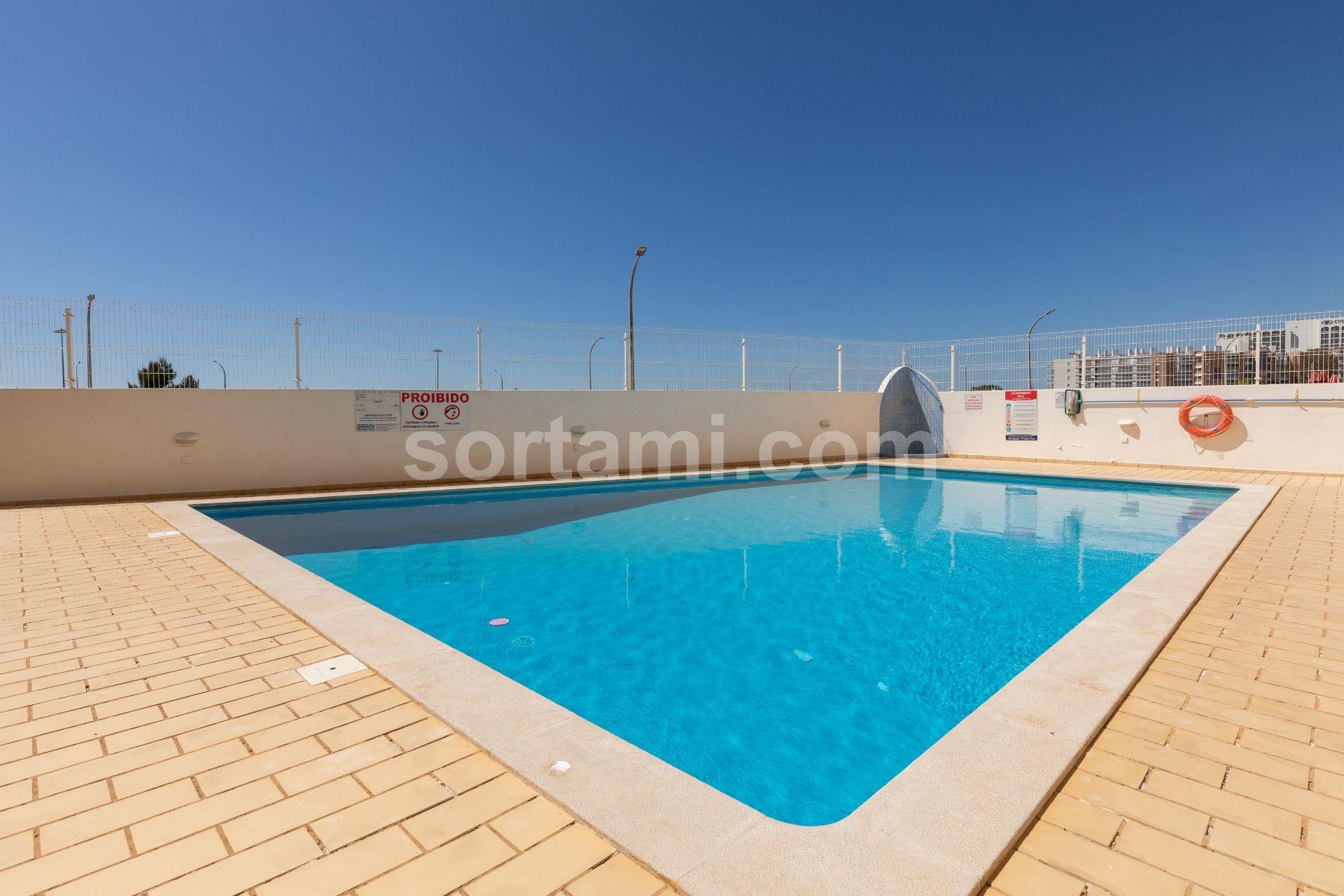 Apartamento T2 Venda em Quarteira,Loulé