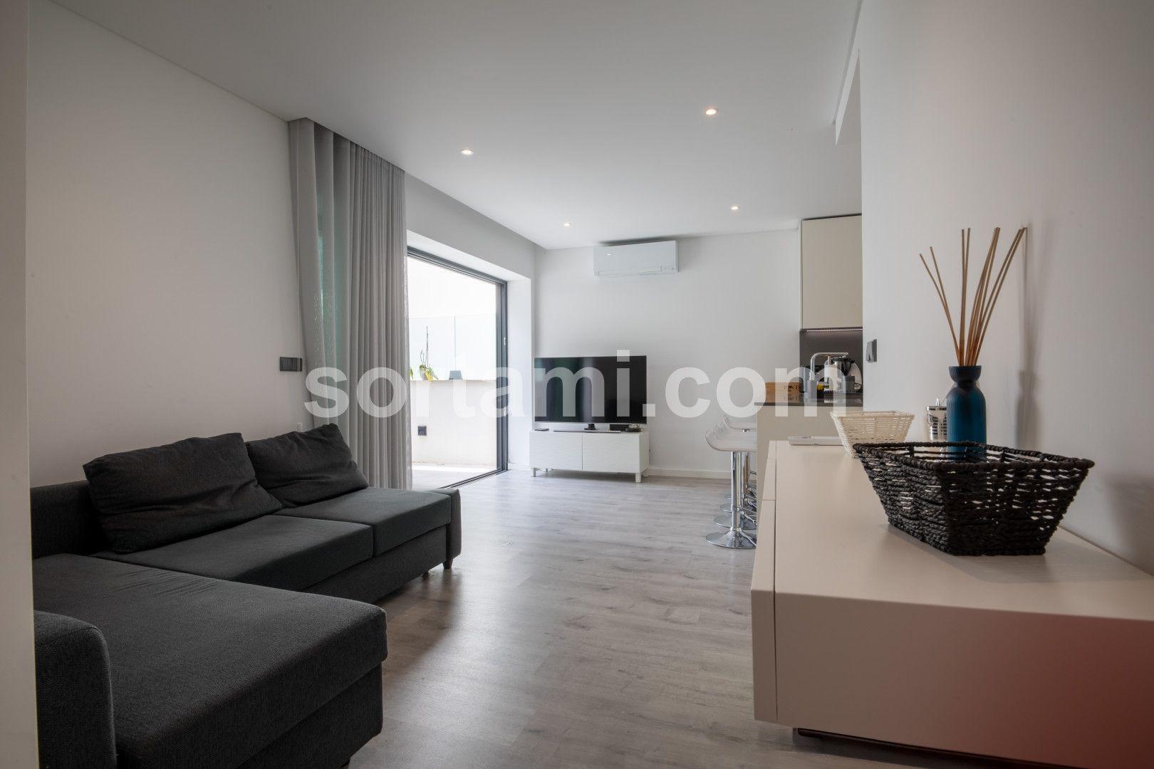 Apartamento T2 Venda em Quarteira,Loulé