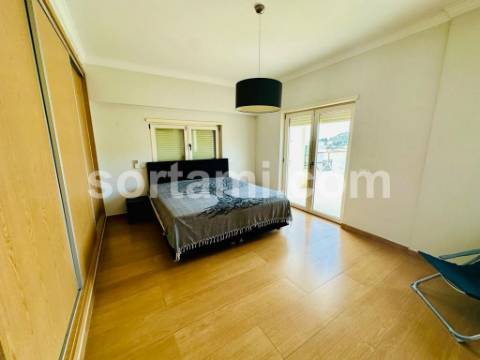 Moradia Isolada T3+1 Venda em Albufeira e Olhos de Água,Albufeira