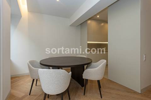 Apartamento T3 Venda em Cedofeita, Santo Ildefonso, Sé, Miragaia, São Nicolau e Vitória,Porto