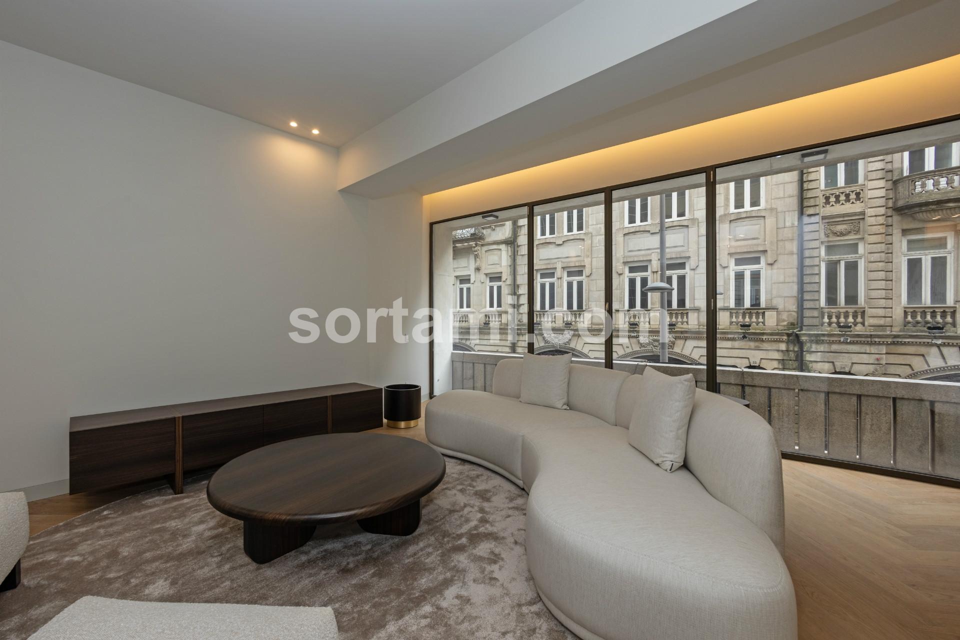 Apartamento T3 Venda em Cedofeita, Santo Ildefonso, Sé, Miragaia, São Nicolau e Vitória,Porto