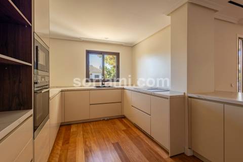 Apartamento T1+1 Venda em Albufeira e Olhos de Água,Albufeira