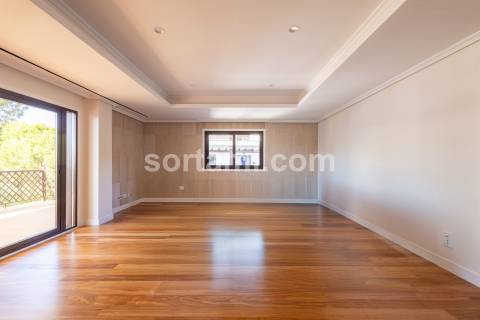 Apartamento T1+2 Venda em Albufeira e Olhos de Água,Albufeira