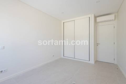 Apartamento T2 Venda em Quarteira,Loulé