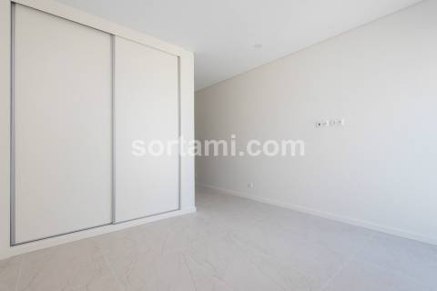 Apartamento T2 Venda em Quarteira,Loulé
