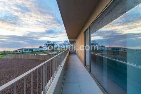 Apartamento T2 Venda em Quarteira,Loulé