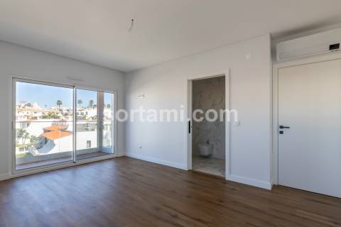 Apartamento T3 Venda em Albufeira e Olhos de Água,Albufeira