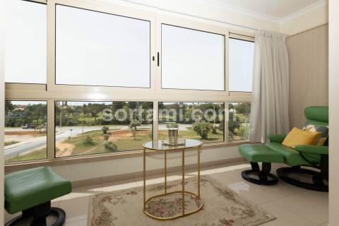 Apartamento T2+2 Venda em Quarteira,Loulé