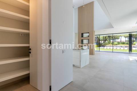 Moradia Isolada T4 Venda em Quarteira,Loulé