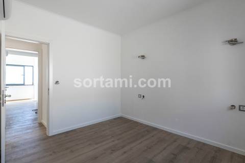 Moradia Geminada T3 Venda em Albufeira e Olhos de Água,Albufeira