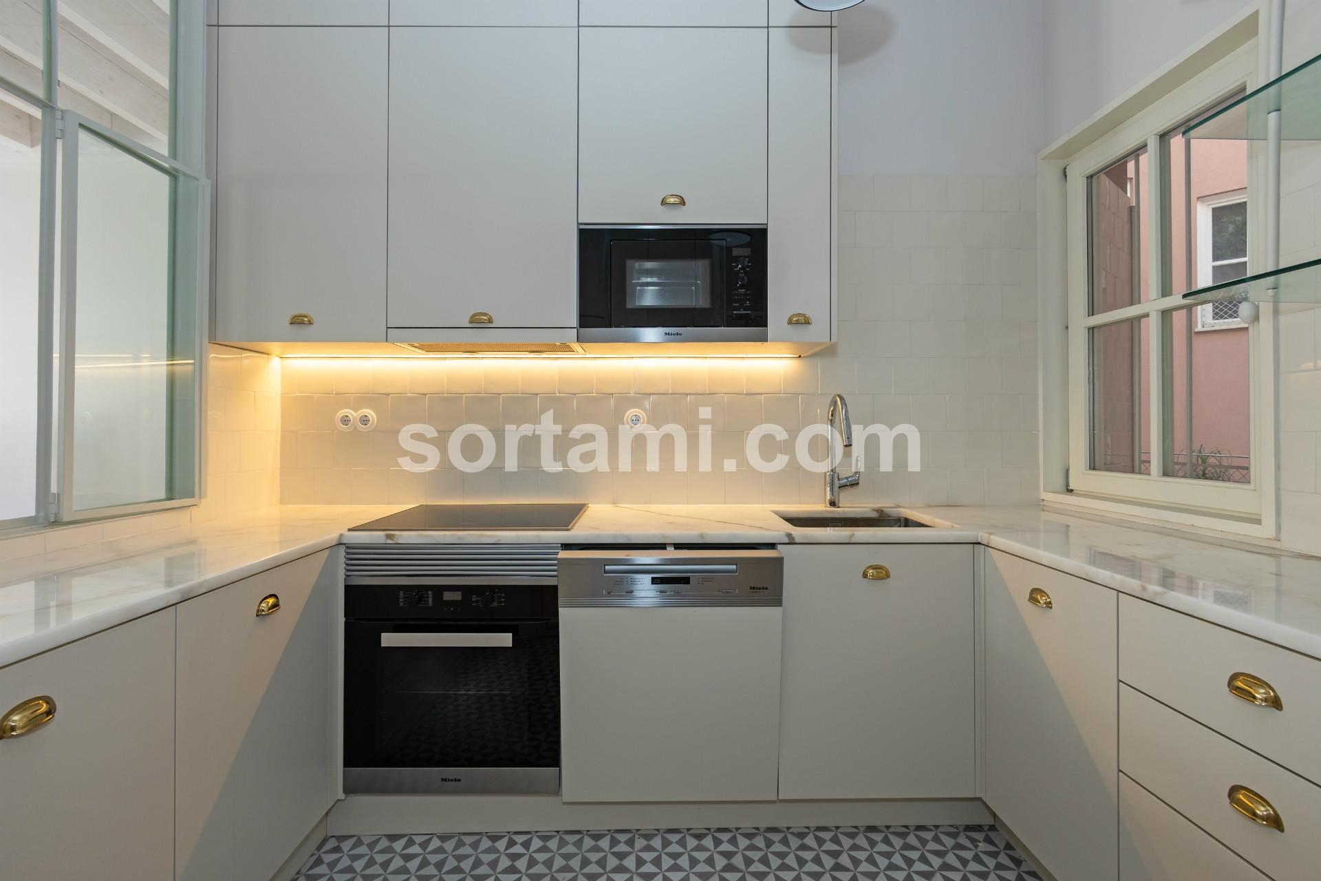 Apartamento T3 Venda em Cedofeita, Santo Ildefonso, Sé, Miragaia, São Nicolau e Vitória,Porto