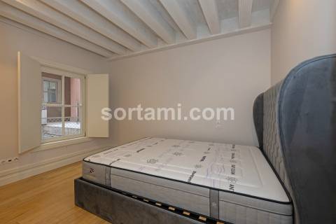 Apartamento T3 Venda em Cedofeita, Santo Ildefonso, Sé, Miragaia, São Nicolau e Vitória,Porto