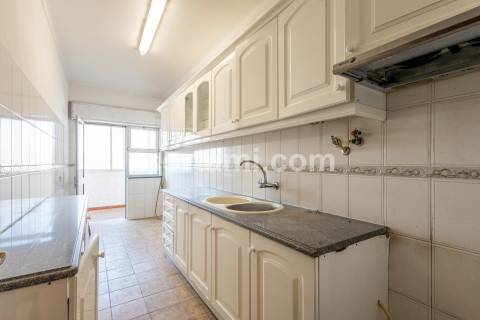 Apartamento T2 Venda em Quarteira,Loulé