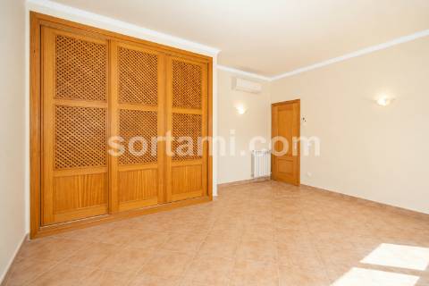 Moradia Isolada T4 Venda em Quarteira,Loulé