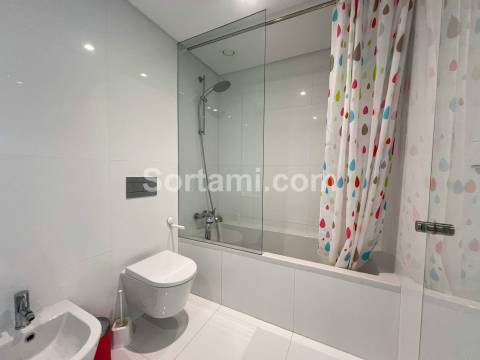 Apartamento T2 Venda em Quarteira,Loulé