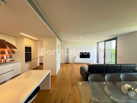 Apartamento T2 Venda em Quarteira,Loulé