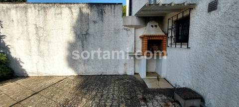 Moradia Geminada T3 Venda em Quarteira,Loulé