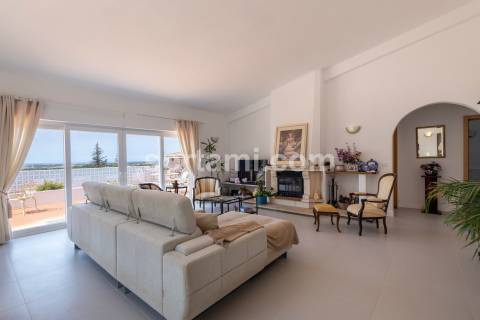 Moradia Isolada T2+1 Venda em Santa Bárbara de Nexe,Faro