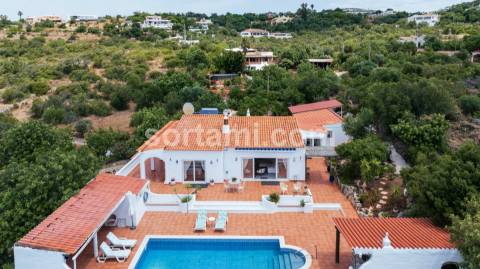 Moradia Isolada T2+1 Venda em Santa Bárbara de Nexe,Faro