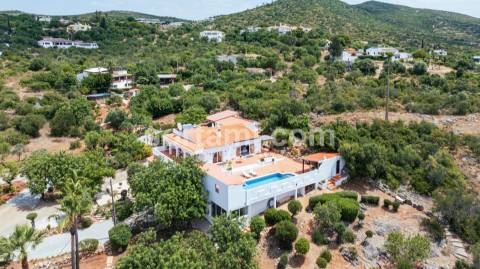 Moradia Isolada T2+1 Venda em Santa Bárbara de Nexe,Faro
