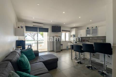 Apartamento T2 Venda em Quarteira,Loulé