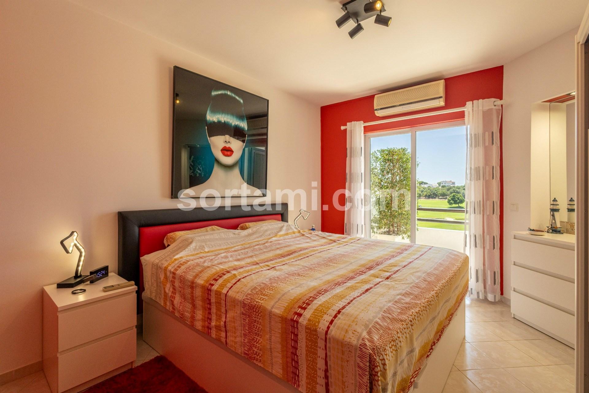 Apartamento T1+1 Venda em Albufeira e Olhos de Água,Albufeira