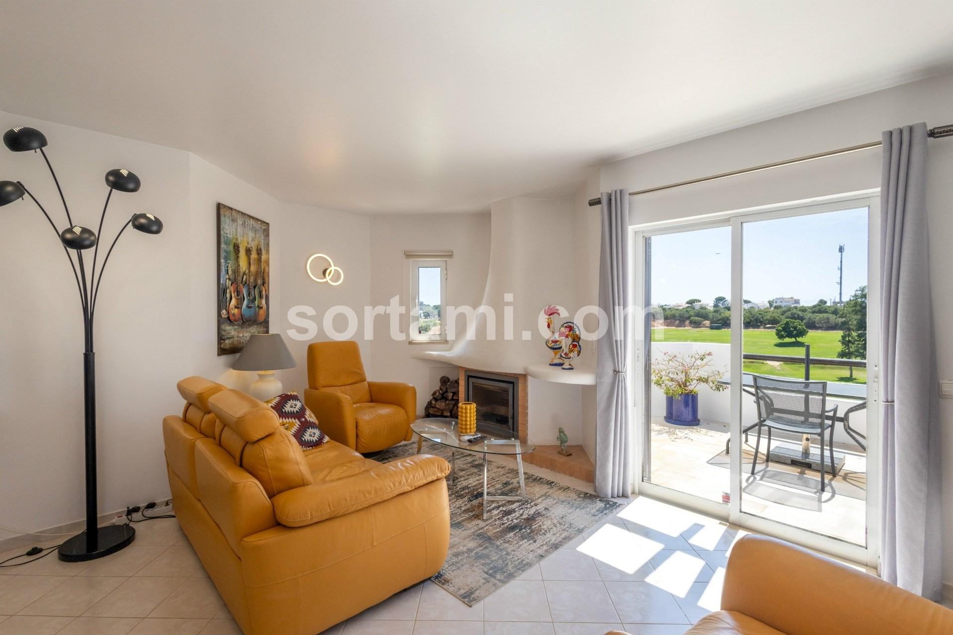 Apartamento T1+1 Venda em Albufeira e Olhos de Água,Albufeira