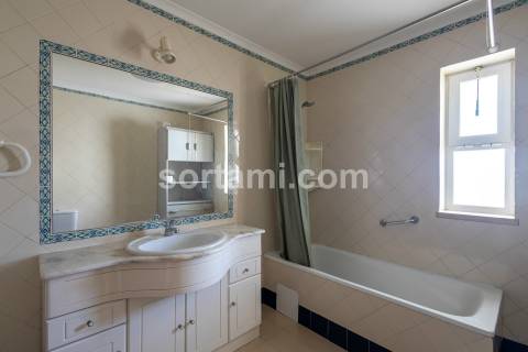 Apartamento T1 Arrendamento em Quarteira,Loulé