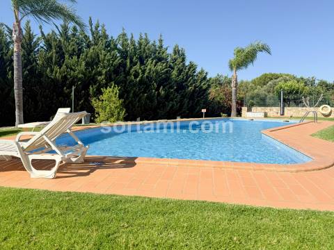 Moradia em Banda T2 Venda em Guia,Albufeira