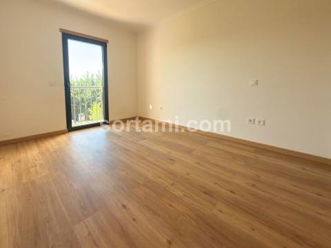 Moradia em Banda T2 Venda em Guia,Albufeira