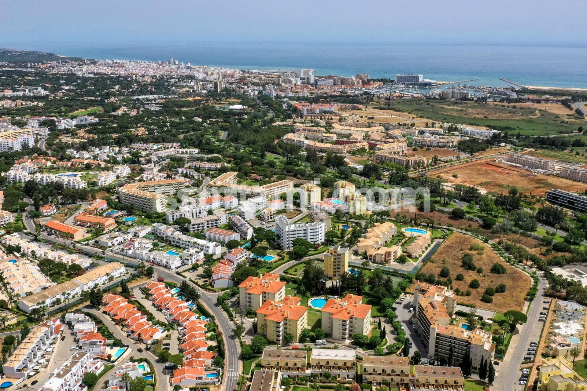 Apartamento T0+1 Venda em Quarteira,Loulé