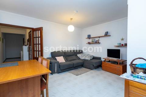 Apartamento T2 Venda em Quarteira,Loulé