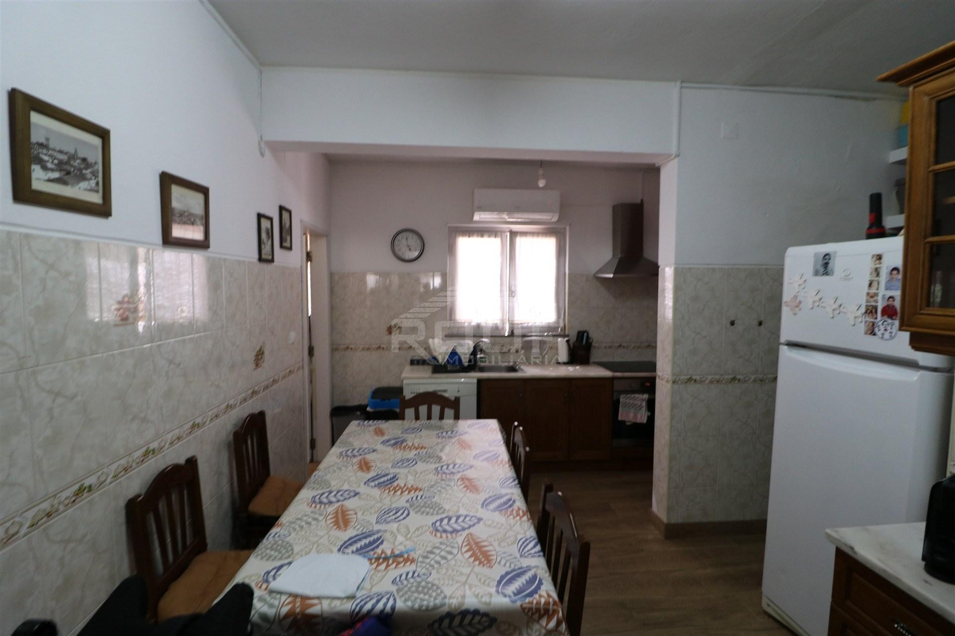 Apartamento T4 Venda em Moura (Santo Agostinho e São João Baptista) e Santo Amador,Moura