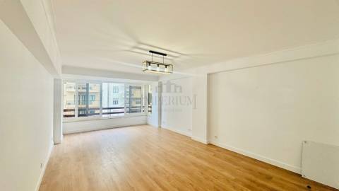 Apartamento T3 Venda em São Domingos de Benfica,Lisboa