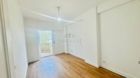 Apartamento T3 Venda em São Domingos de Benfica,Lisboa