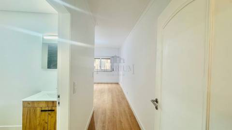 Apartamento T3 Venda em São Domingos de Benfica,Lisboa