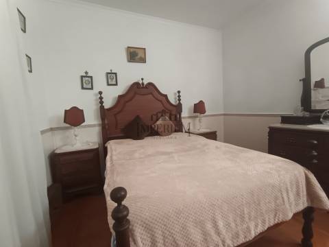 Moradia T2 Arrendamento em Alenquer (Santo Estêvão e Triana),Alenquer
